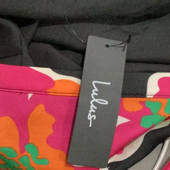 Lulu’s NWT Floral Fringe MIDI Wrap Skirt Memorable Vibes Size Small - Picture 9 of 11